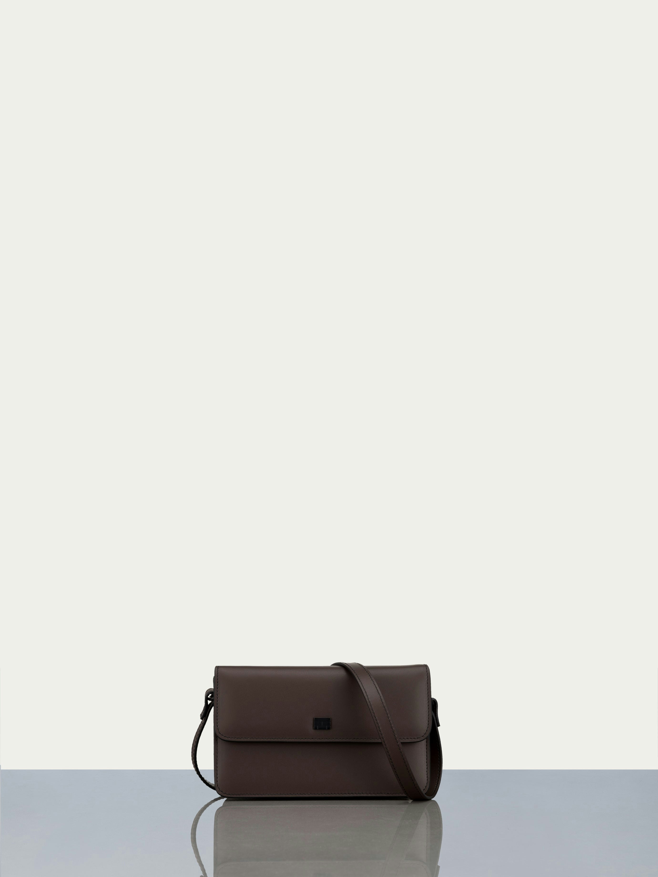 handbag front view